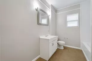 709 E 26th St, Houston, TX 77009 - Photo 18