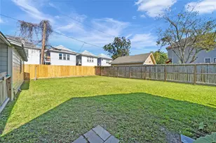 709 E 26th St, Houston, TX 77009 - Photo 24