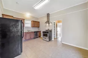 709 E 26th St, Houston, TX 77009 - Photo 14