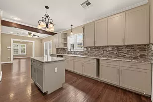 1419 Lombardy St, Houston, TX 77023 - Photo 12