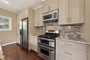 1419 Lombardy St, Houston, TX 77023 - Photo 14
