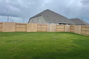 3106 Tanzanite Chase Dr, Angleton, TX 77515 - Photo 12