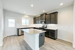 10502 Mount Tallac Ct, Rosharon, TX 77583 - Photo 8