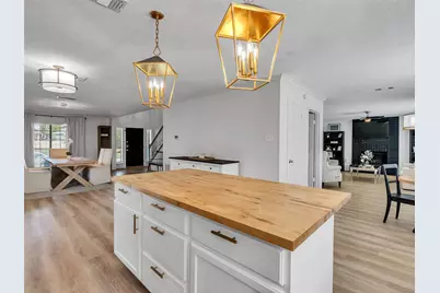 2605 S Mission Circle, Friendswood, TX 77546 - Photo 10