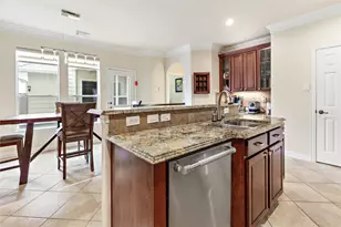 15 Crocus Petal St, The Woodlands, TX 77382 - Photo 8