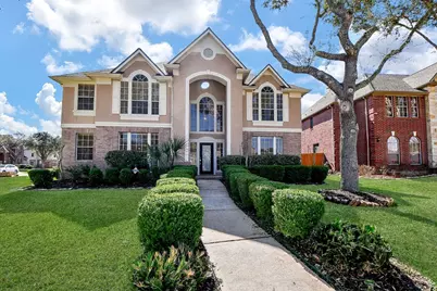 5718 Sapphire Bay Court, Sugar Land, TX 77479 - Photo 2