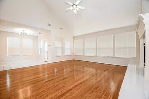 5718 Sapphire Bay Ct, Sugar Land, TX 77479 - Photo 18