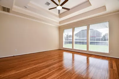 5718 Sapphire Bay Court, Sugar Land, TX 77479 - Photo 30