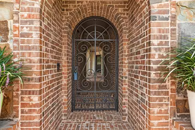 3930 Sundance Hill Lane, Sugar Land, TX 77479 - Photo 6