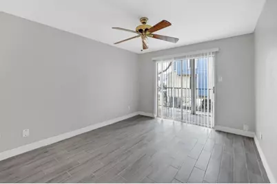 18519 Egret Bay Boulevard #1803, Webster, TX 77058 - Photo 6