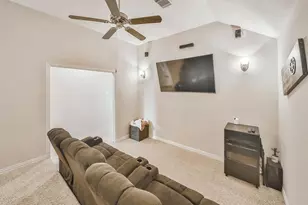 8510 Brinklow Point Dr, Cypress, TX 77433 - Photo 30