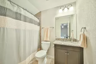 8510 Brinklow Point Dr, Cypress, TX 77433 - Photo 20