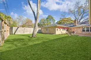 5918 Dumfries Dr, Houston, TX 77096 - Photo 20