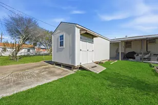 3101 Kleinmann Ave, Galveston, TX 77551 - Photo 22