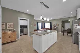 592 Mosswood Dr, Conroe, TX 77302 - Photo 14