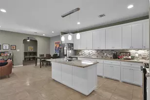 592 Mosswood Dr, Conroe, TX 77302 - Photo 12