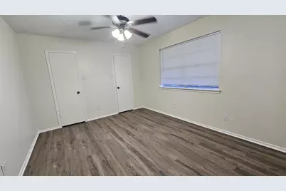 10303 Old Towne Lane, Sugar Land, TX 77498 - Photo 16