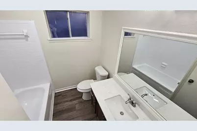 10303 Old Towne Lane, Sugar Land, TX 77498 - Photo 14