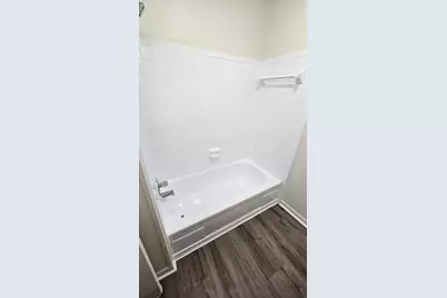 10303 Old Towne Lane, Sugar Land, TX 77498 - Photo 12
