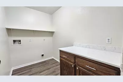 10303 Old Towne Lane, Sugar Land, TX 77498 - Photo 18