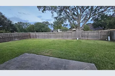 10303 Old Towne Lane, Sugar Land, TX 77498 - Photo 22