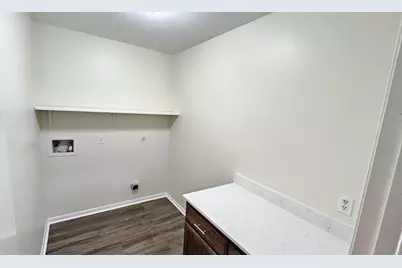 10303 Old Towne Lane, Sugar Land, TX 77498 - Photo 6