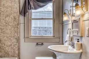 404 W Main St, Bellville, TX 77418 - Photo 14