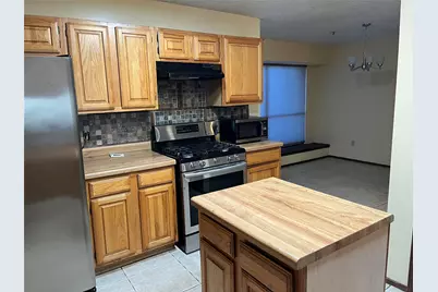 3605 Trailwood Drive, Baytown, TX 77521 - Photo 4