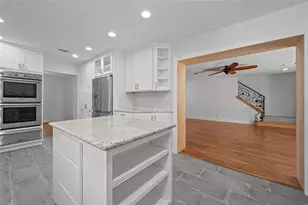 4702 Bayou Vista Dr, Houston, TX 77091 - Photo 30