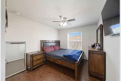 10518 Sun River Falls Drive, Humble, TX 77396 - Photo 32