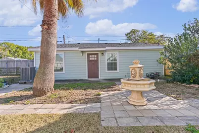 5315 Avenue R, Galveston, TX 77551 - Photo 6