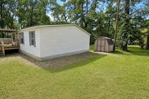 120 Acorn, Livingston, TX 77351 - Photo 2