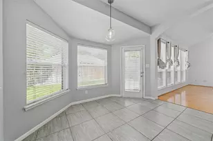 17338 Kiowa River Ln, Houston, TX 77095 - Photo 10