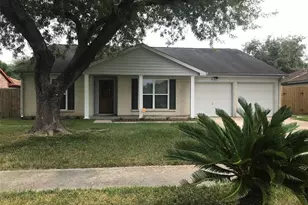 10206 Trade Winds Dr, Houston, TX 77086 - Photo 1