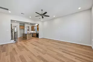 2519 S Houston Ave, Pearland, TX 77581 - Photo 18