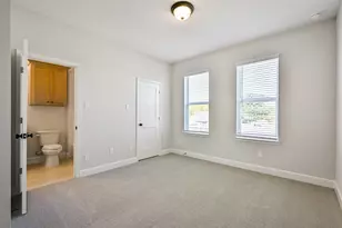 2519 S Houston Ave, Pearland, TX 77581 - Photo 30