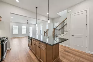 2519 S Houston Ave, Pearland, TX 77581 - Photo 16