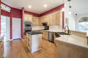 2434 Pebblebrook Cir, Conroe, TX 77384 - Photo 8