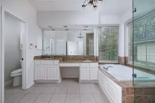 107 N Sunny Slope Cir, The Woodlands, TX 77381 - Photo 18