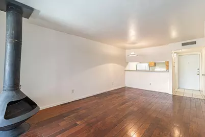 3045 Walnut Bend Lane #33, Houston, TX 77042 - Photo 2