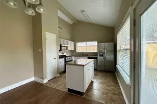 1111 E Brompton Dr, Pearland, TX 77584 - Photo 6