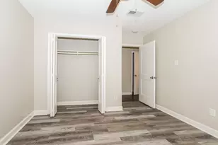 12815 Westleigh Dr, Houston, TX 77077 - Photo 14