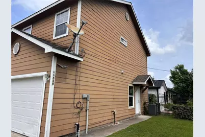 6839 Larkstone Street #A, Houston, TX 77028 - Photo 2