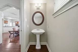 1838 Woodbend Village Ct, Houston, TX 77055 - Photo 6