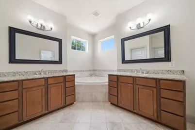 1838 Woodbend Village Court, Houston, TX 77055 - Photo 12
