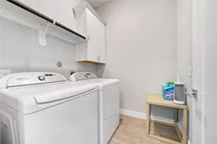 8411 Hempstead Rd, Houston, TX 77008 - Photo 28