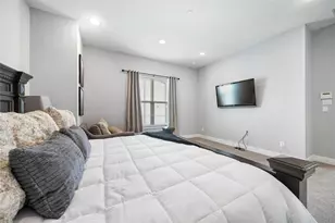 8411 Hempstead Rd, Houston, TX 77008 - Photo 26