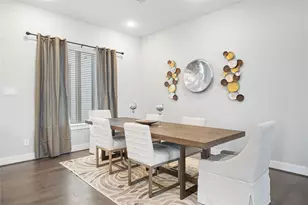8411 Hempstead Rd, Houston, TX 77008 - Photo 12