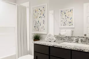 8105 Burnt Orchid Dr, Houston, TX 77016 - Photo 20