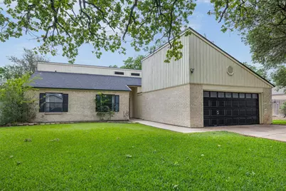 3803 Old Oaks Drive, Bryan, TX 77802 - Photo 1